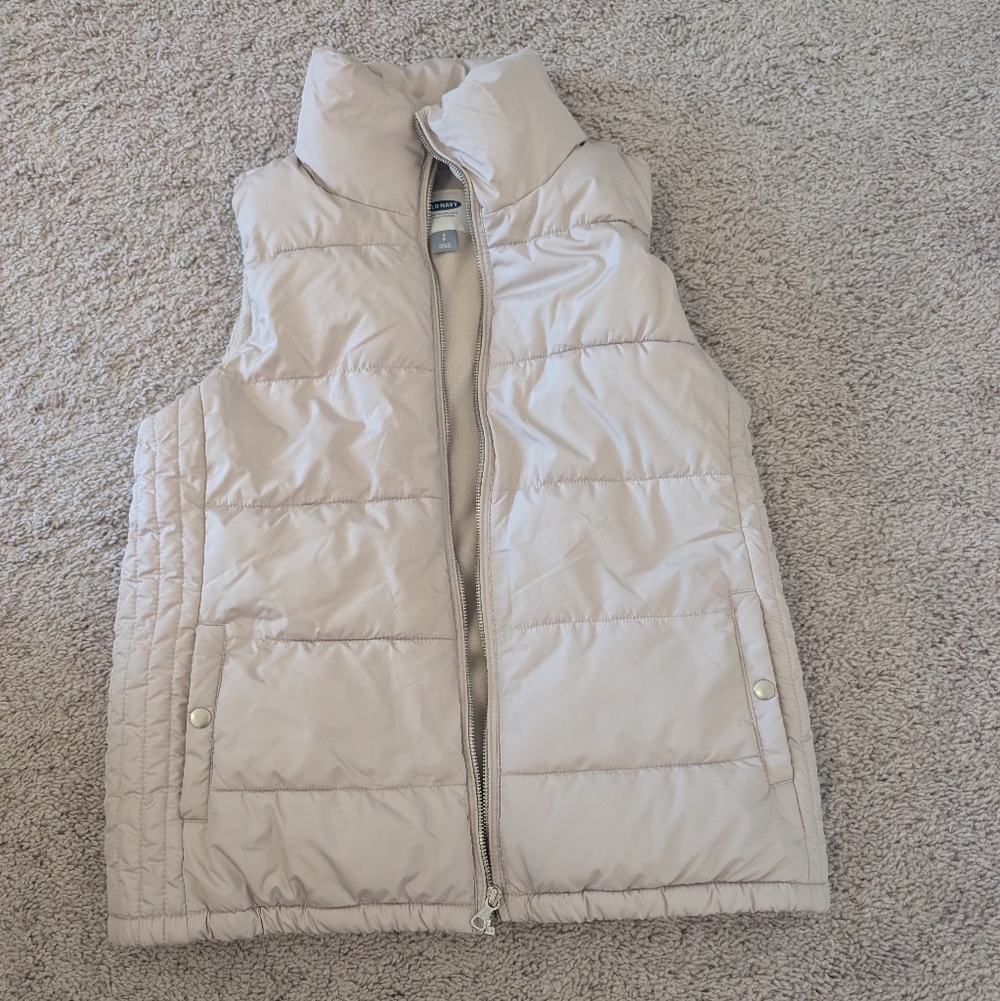 Old Navy Beige Puffer Vest